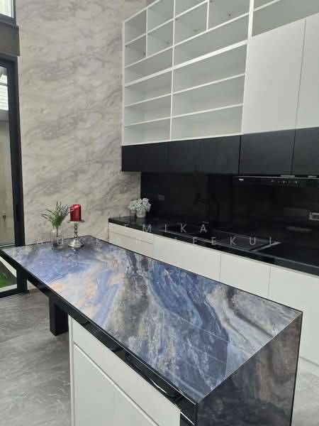 Ther Ladprao 93, Bangkok, Lat Phrao Road, Khlong Chaokhun Sing, Wang Thonglang, Bangkok, 3 Bedrooms, 220 sqm, Townhouse For Sale, by Pemika Aukkaraleekul, 500486520 - DDproperty.com
