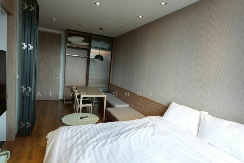 Park Origin Phrom Phong (Park 24), Bangkok, 68 Soi Sukhumvit 24, Khong Tan, Khlong Toei, Bangkok, 1 Bedroom, 25 sqm, Condo For Rent, by Natlyn Kongsapook, 500486532 - DDproperty.com
