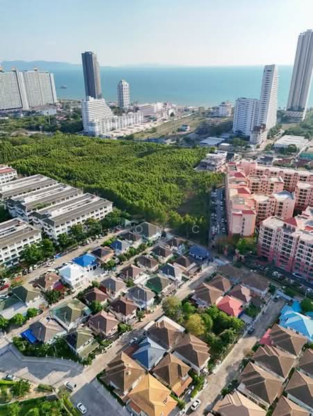 Baan Suan Lalana, Chon Buri (Pattaya), 444 Chaiyapruek, Nong Pru, Bang Lamung (Pattaya), Chon Buri (Pattaya), 3 Bedrooms, 252 sqm, Condo For Sale, by Harrison Chong, 500486554 - DDproperty.com