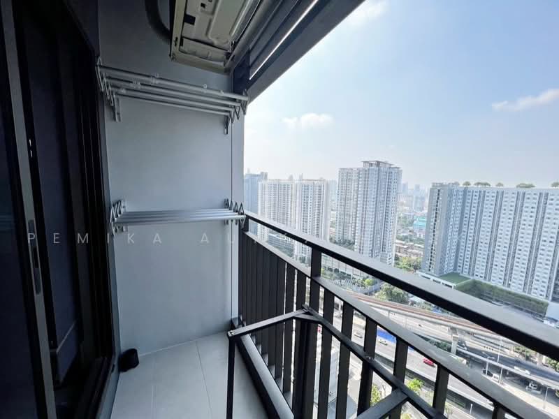 Life Sathorn Sierra, Bangkok, Ratchaphruek Rd, Talat Plu, Thon Buri, Bangkok, 2 Bedrooms, 36 sqm, Condo For Sale, by Pemika Aukkaraleekul, 500486572 - DDproperty.com
