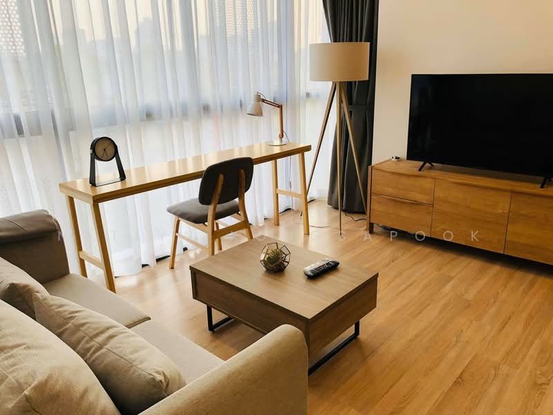 Taka Haus, Bangkok, 99 Soi Ekamai 10, Khlong Tan Nua, Watthana, Bangkok, 2 Bedrooms, 62 sqm, Condo For Rent, by Natlyn Kongsapook, 500486575 - DDproperty.com
