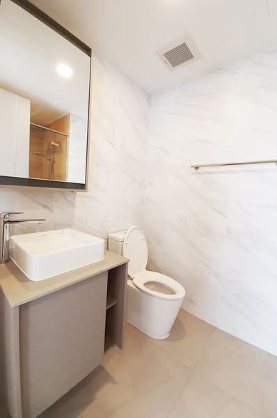 Taka Haus, Bangkok, 99 Soi Ekamai 10, Khlong Tan Nua, Watthana, Bangkok, 2 Bedrooms, 62 sqm, Condo For Rent, by Natlyn Kongsapook, 500486575 - DDproperty.com