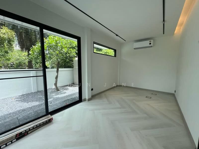 The Metro Rama 9, Bangkok, Soi 3/2, Prawet, Bangkok, 4 Bedrooms, 180 sqm, Townhouse For Rent, by Khun Jane, 500486598 - DDproperty.com