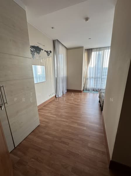 Sky Villas Sathorn, Bangkok, 7 South Sathorn Road, Yan Nawa, Sathon, Bangkok, 3 Bedrooms, 125 sqm, Condo For Sale, by Thanyalak Premputtiphan, 500486610 - DDproperty.com