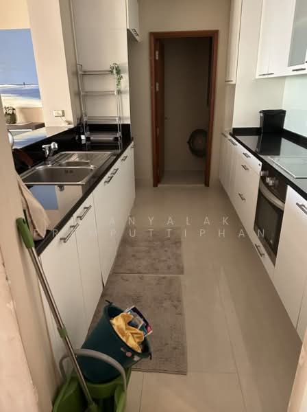 Sky Villas Sathorn, Bangkok, 7 South Sathorn Road, Yan Nawa, Sathon, Bangkok, 3 Bedrooms, 125 sqm, Condo For Sale, by Thanyalak Premputtiphan, 500486610 - DDproperty.com