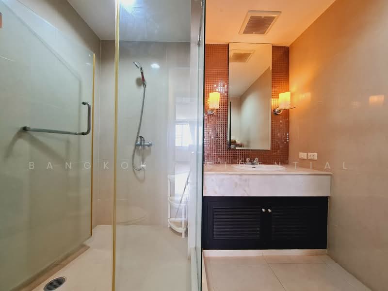 Lake Green, Bangkok, 199 Sukhumvit Soi 8, Khlong Toei, Bangkok, 2 Bedrooms, 153 sqm, Condo For Rent, by Bangkok Residential, 500486633 - DDproperty.com