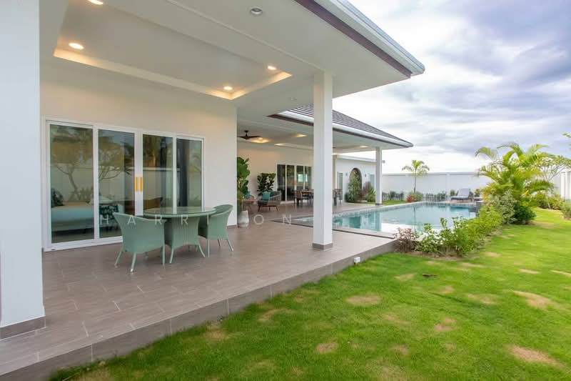 3-BR House, Prachuap Khiri Khan, Nong Kae, Hua Hin, Prachuap Khiri Khan, 3 Bedrooms, 314 sqm, Single Detached House For Sale, by Harrison Chong, 500486652 - DDproperty.com