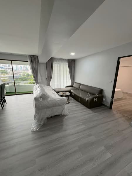 Thonglor Tower, Bangkok, Soi Thonglor, Sukhumvit 55 Road, Khlongtoei Nua, Watthana, Bangkok, 3 Bedrooms, 100 sqm, Condo For Sale, by Thanyalak Premputtiphan, 500486666 - DDproperty.com