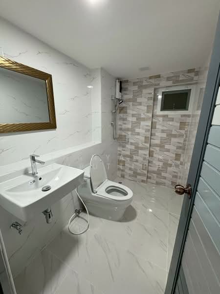 Thonglor Tower, Bangkok, Soi Thonglor, Sukhumvit 55 Road, Khlongtoei Nua, Watthana, Bangkok, 3 Bedrooms, 100 sqm, Condo For Sale, by Thanyalak Premputtiphan, 500486666 - DDproperty.com