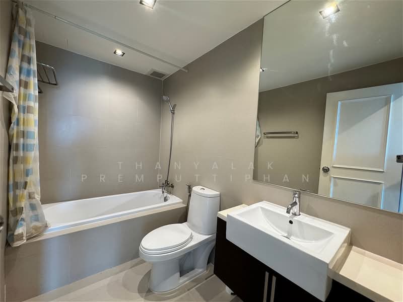 Noble Remix, Bangkok, 772 Soi Sukhumvit 36, Sukhumvit Road, Khong Tan, Khlong Toei, Bangkok, 2 Bedrooms, 78 sqm, Condo For Sale, by Thanyalak Premputtiphan, 500486676 - DDproperty.com