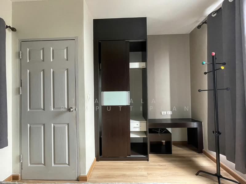 Life @ Ratchada-Huai Khwang, Bangkok, 189 Pracharatbamphen Road, Huai Khwang, Bangkok, 1 Bedroom, 30 sqm, Condo For Sale, by Thanyalak Premputtiphan, 500486684 - DDproperty.com