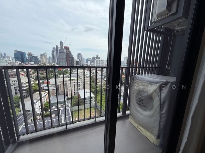 Maru Ekkamai 2, Bangkok, 70-5 Sukhumvit 63 Road, Phra Kanong Nua, Watthana, Bangkok, 1 Bedroom, 35 sqm, Condo For Rent, by Nakarin Sookpaiboon, 500486713 - DDproperty.com