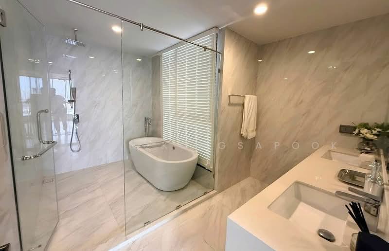 Coco Parc, Bangkok, 1150 Rama 4 Road, Khlong Toei, Bangkok, 3 Bedrooms, 252 sqm, Condo For Rent, by Natlyn Kongsapook, 500486744 - DDproperty.com