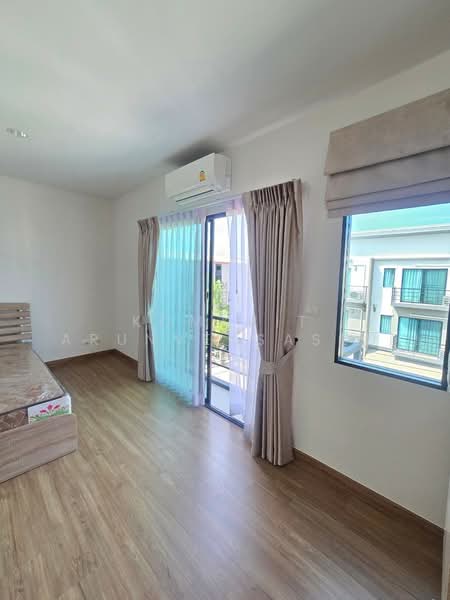 Baan Klang Muang Srinakarin – Onnut, Bangkok, 174 Soi On Nut 70/1, Prawet, Bangkok, 3 Bedrooms, 168 sqm, Townhouse For Rent, by Komkrit Arunvessased, 500486753 - DDproperty.com