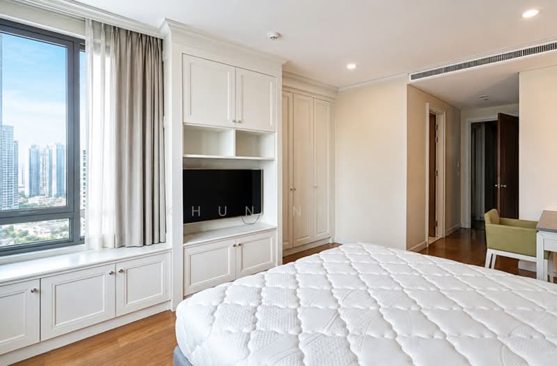 Bright Sukhumvit 24, Bangkok, Sukhumvit 24 Alley, Khong Tan, Khlong Toei, Bangkok, 3 Bedrooms, 190 sqm, Condo For Rent, by Khun Nita, 500486757 - DDproperty.com