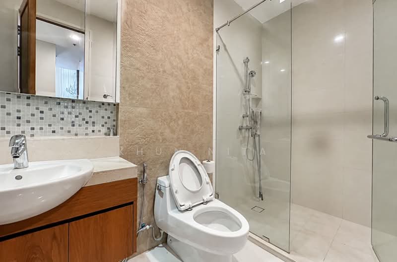 Bright Sukhumvit 24, Bangkok, Sukhumvit 24 Alley, Khong Tan, Khlong Toei, Bangkok, 3 Bedrooms, 190 sqm, Condo For Rent, by Khun Nita, 500486757 - DDproperty.com