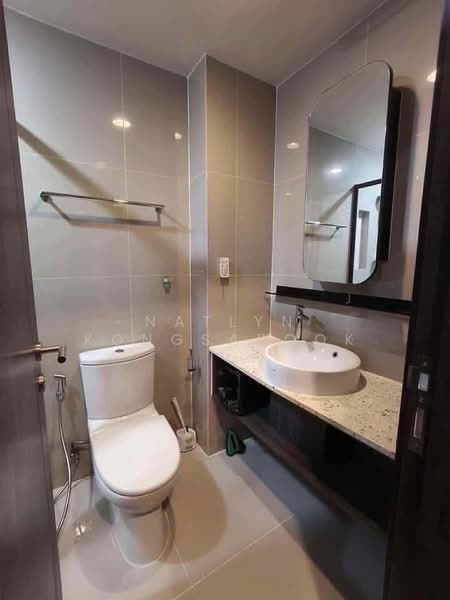 XT Huaikhwang, Bangkok, 244 Ratchadaphisek Road, Huai Khwang, Bangkok, 1 Bedroom, 30 sqm, Condo For Rent, by Natlyn Kongsapook, 500486777 - DDproperty.com
