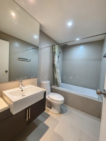Noble Remix, Bangkok, 772 Soi Sukhumvit 36, Sukhumvit Road, Khong Tan, Khlong Toei, Bangkok, 1 Bedroom, 44 sqm, Condo For Rent, by Khun Rent, 500486779 - DDproperty.com