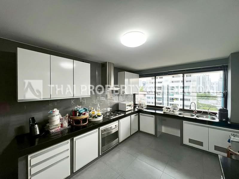 Mano Tower, Bangkok, Soi Sukhumvit 39, Khlong Tan Nua, Watthana, Bangkok, 4 Bedrooms, 340 sqm, Condo For Rent, by Khun Nita, 500486780 - DDproperty.com