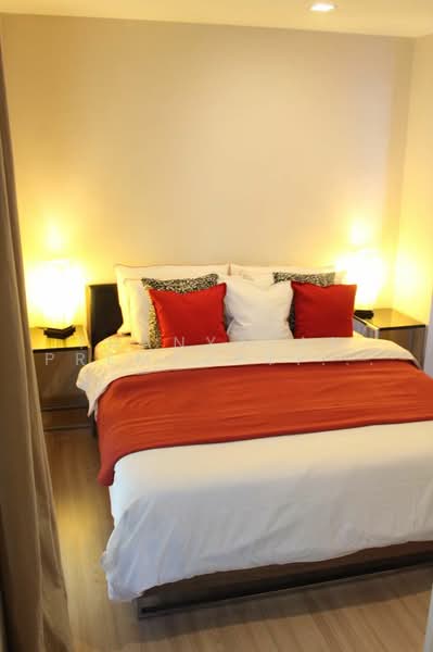 Sky Walk Residences, Bangkok, 1599 Sukhumvit Road, Phra Kanong Nua, Watthana, Bangkok, 2 Bedrooms, 109 sqm, Condo For Sale, by Thanyalak Premputtiphan, 500486790 - DDproperty.com