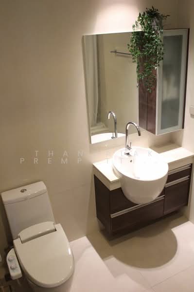 Sky Walk Residences, Bangkok, 1599 Sukhumvit Road, Phra Kanong Nua, Watthana, Bangkok, 2 Bedrooms, 109 sqm, Condo For Sale, by Thanyalak Premputtiphan, 500486790 - DDproperty.com