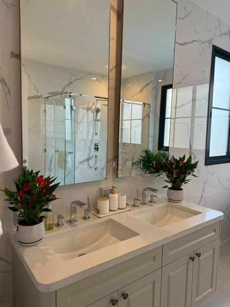 undefined, Bangkok, Tha Rang, Bang Khen, Bangkok, 4 Bedrooms, 378 sqm, Single Detached House For Sale, by Komkrit Arunvessased, 500486856 - DDproperty.com