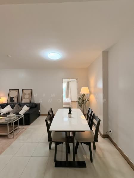 Supalai Park Ekkamai-Thonglor, Bangkok, Petchaburi Road, Bang Kapi, Huai Khwang, Bangkok, 2 Bedrooms, 82 sqm, Condo For Rent, by Thawatchai Methawongworakul, 500486907 - DDproperty.com