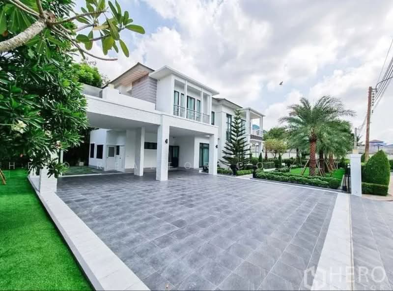 Perfect Masterpiece Sukhumvit 77, Samut Prakan, Soi Mu Ban Perfect Place Sukhumvit 77, Rachathewa, Bang Plee, Samut Prakan, 5 Bedrooms, 585 sqm, Single Detached House For Rent, by Hero Realtor Co., Ltd., 500486918 - DDproperty.com