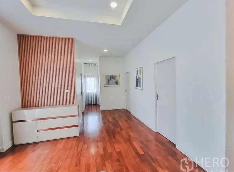 Perfect Masterpiece Sukhumvit 77, Samut Prakan, Soi Mu Ban Perfect Place Sukhumvit 77, Rachathewa, Bang Plee, Samut Prakan, 5 Bedrooms, 585 sqm, Single Detached House For Rent, by Hero Realtor Co., Ltd., 500486918 - DDproperty.com