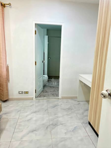 Moon Tower, Bangkok, Soi Sukhumvit 59, Khlong Tan Nua, Watthana, Bangkok, 2 Bedrooms, 202 sqm, Condo For Sale, by Kritaphak Khongmueang, 500486975 - DDproperty.com