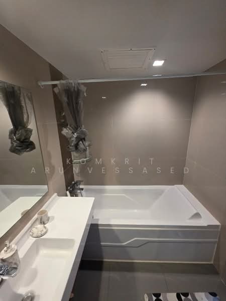 IDEO Sukhumvit 93, Bangkok, 2331 Soi Sukhumvit 93, Bang Chak, Phra Khanong, Bangkok, 2 Bedrooms, 52 sqm, Condo For Rent, by Komkrit Arunvessased, 500487024 - DDproperty.com