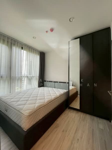 XT Huaikhwang, Bangkok, 244 Ratchadaphisek Road, Huai Khwang, Bangkok, 1 Bedroom, 35 sqm, Condo For Rent, by Thanyalak Premputtiphan, 500487067 - DDproperty.com