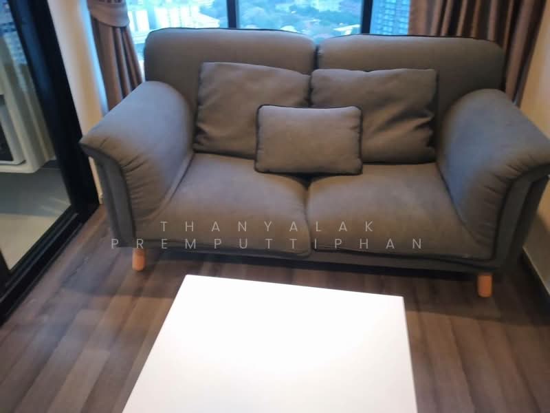 The Base Park West Sukhumvit 77, Bangkok, 11 Soi Sukhumvit 77 Sukhumvit Road, Phra Kanong Nua, Watthana, Bangkok, 1 Bedroom, 30 sqm, Condo For Sale, by Thanyalak Premputtiphan, 500487075 - DDproperty.com