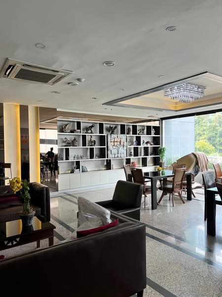 Witthayu Complex, Bangkok, 1673 New Petchaburi Road, Makkasan, Ratchathewi, Bangkok, 2 Bedrooms, 85 sqm, Condo For Rent, by Vichai  Annavakulthorn, 500487079 - DDproperty.com