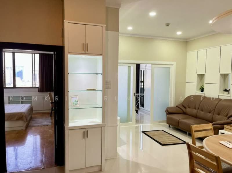 Supalai Place Sukhumvit 39 : ศุภาลัย เพลส สุขุมวิท 39, กรุงเทพ, 175-179 ซอยสุขุมวิท 39 ถนนสุขุมวิท แขวงคลองตันเหนือ เขตวัฒนา กรุงเทพมหานคร, คลองตันเหนือ, วัฒนา, กรุงเทพ, 75 ตร.ม., คอนโด ขาย, โดย Komkrit Arunvessased, 500487149 - DDproperty.com