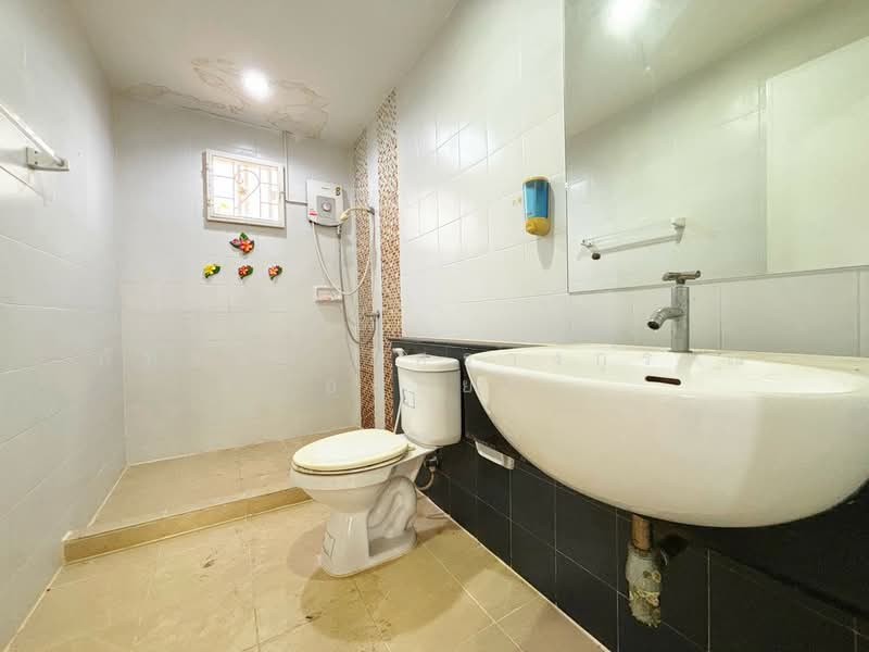 Prueksa Village 17 Rangsit-klong3, Pathum Thani, Bang Yitho, Thanyaburi, Pathum Thani, 4 Bedrooms, 233 sqm, Single Detached House For Rent, by ภัทรนัน อิศรางกูร ณ อยุธยา, 500487156 - DDproperty.com