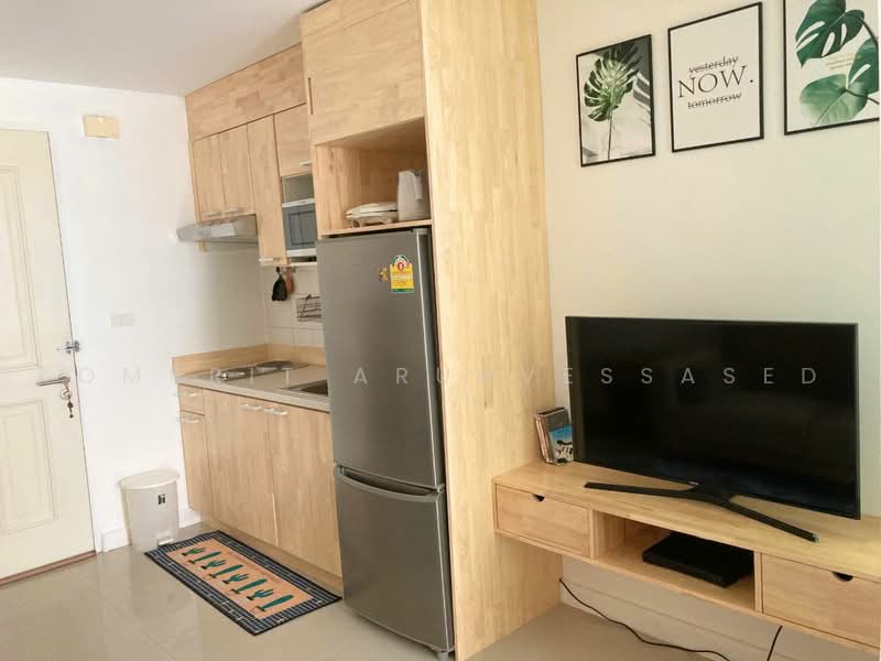 The Clover Thonglor Residence, Bangkok, Soi Sukhumvit 55, Khlong Tan Nua, Watthana, Bangkok, 1 Bedroom, 40 sqm, Condo For Rent, by Komkrit Arunvessased, 500487159 - DDproperty.com
