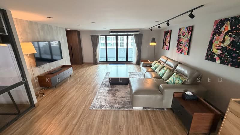 Regent on The Park 2, Bangkok, Sukhumvit 61, Khlong Tan Nua, Watthana, Bangkok, 3 Bedrooms, 265 sqm, Condo For Rent, by Komkrit Arunvessased, 500487165 - DDproperty.com