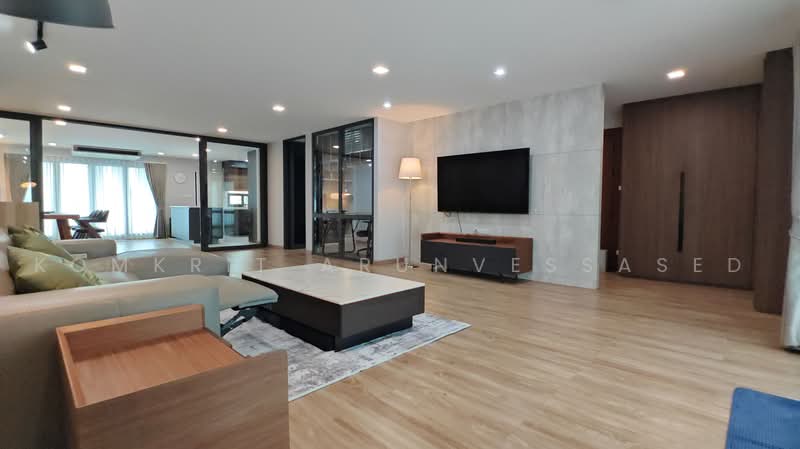 Regent on The Park 2, Bangkok, Sukhumvit 61, Khlong Tan Nua, Watthana, Bangkok, 3 Bedrooms, 265 sqm, Condo For Rent, by Komkrit Arunvessased, 500487165 - DDproperty.com