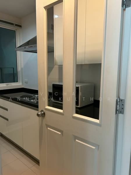 Siri Residence, Bangkok, 21 Soi Sukhumvit 24, Khong Tan, Khlong Toei, Bangkok, 2 Bedrooms, 90 sqm, Condo For Rent, by Vichai Annavakulthorn, 500487170 - DDproperty.com