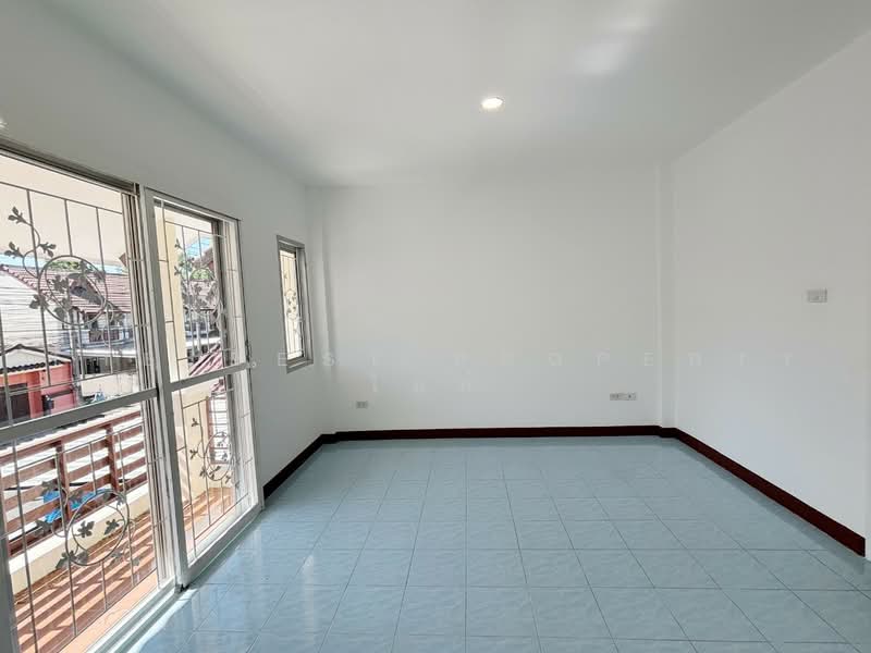 Buraphan Gardenville, Bangkok, Krathum Rai, Nong Chok, Bangkok, 2 Bedrooms, 150 sqm, Single Detached House For Sale, by The Best Property  ไมค์, 500487176 - DDproperty.com