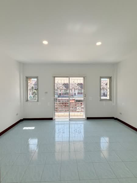 Buraphan Gardenville, Bangkok, Krathum Rai, Nong Chok, Bangkok, 2 Bedrooms, 150 sqm, Single Detached House For Sale, by The Best Property  ไมค์, 500487176 - DDproperty.com
