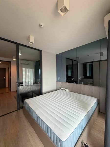 IDEO Sathorn-Wongwian Yai, Bangkok, 219 Soi Krung Thonburi 1, Khlong Ton Sai, Khlong San, Bangkok, 1 Bedroom, 35 sqm, Condo For Rent, by Kritaphak Khongmueang, 500487186 - DDproperty.com