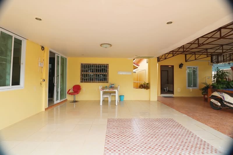 Two Detached Houses On One Plot for Sale, Udon Thani, Udon Thani, Chiang Phin, Muang Udon Thani, Udon Thani, 3 Bedrooms, 124 sqm, Semi-Detached House (Twin House) For Sale, by วีรภัทรา ดาร์เปอร์, 500487187 - DDproperty.com