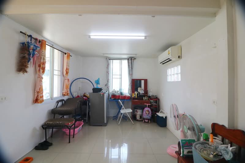 Two Detached Houses On One Plot for Sale, Udon Thani, Udon Thani, Chiang Phin, Muang Udon Thani, Udon Thani, 3 Bedrooms, 124 sqm, Semi-Detached House (Twin House) For Sale, by วีรภัทรา ดาร์เปอร์, 500487187 - DDproperty.com