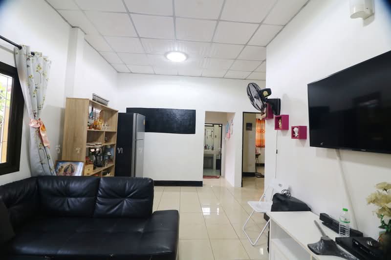 Two Detached Houses On One Plot for Sale, Udon Thani, Udon Thani, Chiang Phin, Muang Udon Thani, Udon Thani, 3 Bedrooms, 124 sqm, Semi-Detached House (Twin House) For Sale, by วีรภัทรา ดาร์เปอร์, 500487187 - DDproperty.com