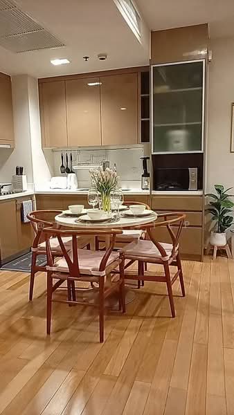 Siri At Sukhumvit, Bangkok, 902 Sukhumvit Road, Phra Kanong, Khlong Toei, Bangkok, 2 Bedrooms, 70 sqm, Condo For Rent, by LINE @firststep, 500487204 - DDproperty.com