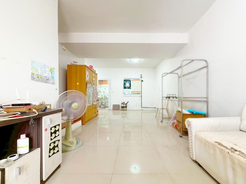 หมู่บ้าน ไลโอ บลิสซ์ : กาญจนา-กันตนา, นนทบุรี, บางใหญ่, นนทบุรี, 70 ตร.ม., ทาวน์เฮ้าส์ ขาย, โดย สุรเดช อรุณสุโรจน์, 500487215 - DDproperty.com
