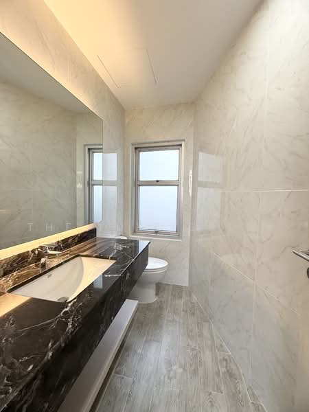 Raj Mansion, Bangkok, 31-33 Soi Sukhumvit 20, Khlong Toei, Bangkok, 4 Bedrooms, 380 sqm, Condo For Rent, by The Luxe Group, 500487268 - DDproperty.com