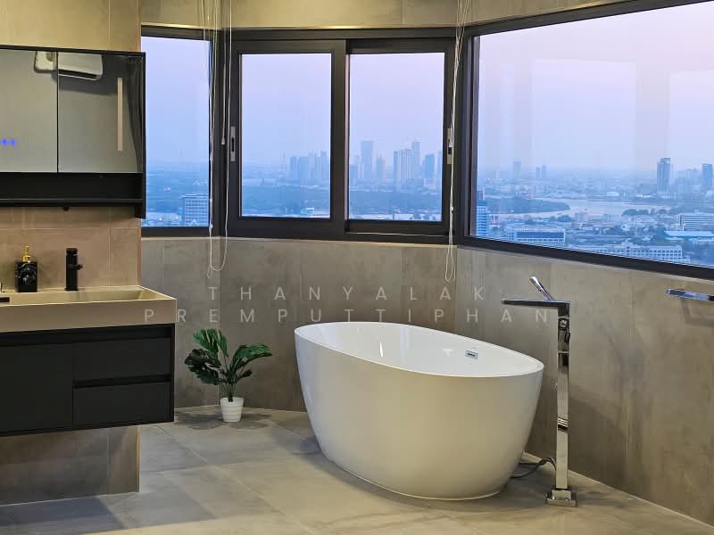 The Waterford Diamond Tower Sukhumvit, Bangkok, 758/18 Soi Sukhumvit 30/1, Sukhumvit Road, Khlong Toei, Bangkok, 3 Bedrooms, 147 sqm, Condo For Sale, by Thanyalak Premputtiphan, 500487269 - DDproperty.com